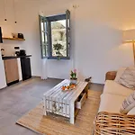 Ioniso Boutique 3*