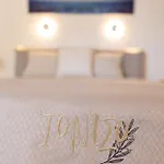 Ioniso Boutique Vrasná