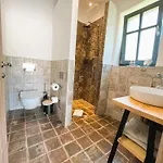 Ioniso Boutique Vrasná