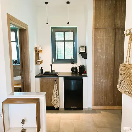 Ioniso Boutique 3*