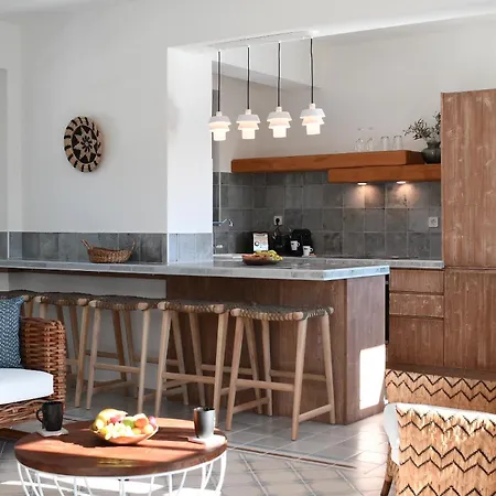 Ioniso Boutique Szálloda 3*