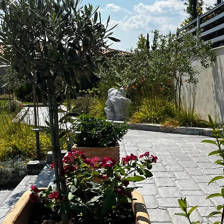 Hotel Ioniso Boutique Vrasna