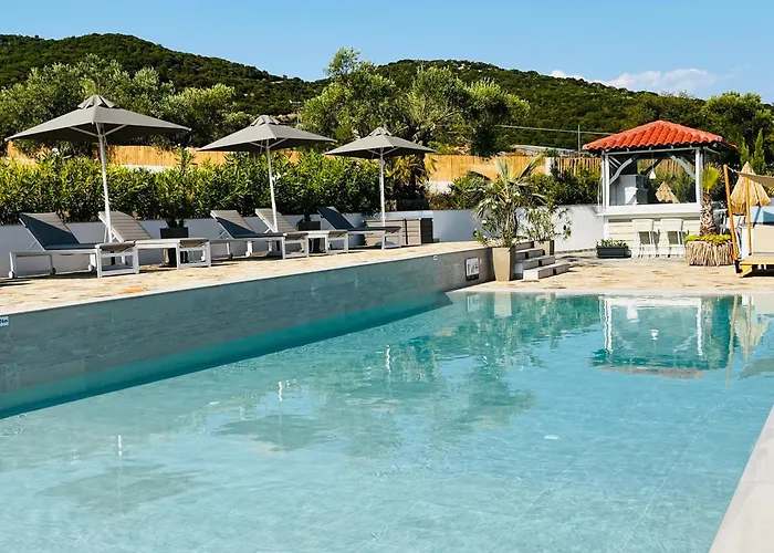 Ioniso Boutique Βρασνά